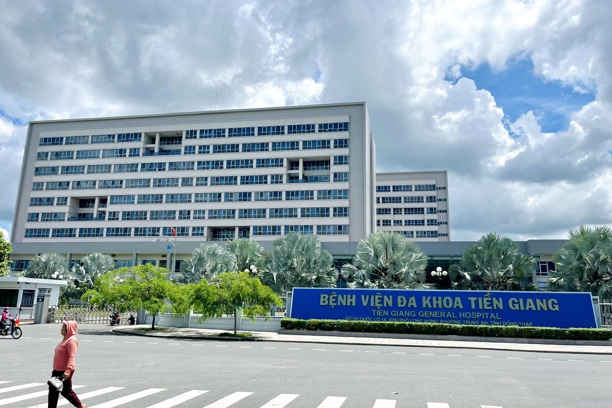 Làm rõ vụ người đàn ông rơi từ lầu 8 xuống lầu 3 tử vong ở Đồng Tháp