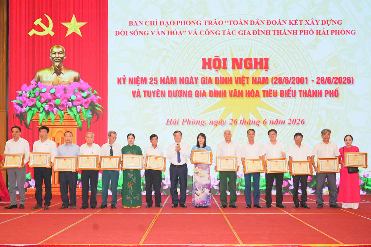Hải Phòng tuyên dương 114 gia đình văn hoá tiêu biểu nhân Ngày Gia đình Việt Nam