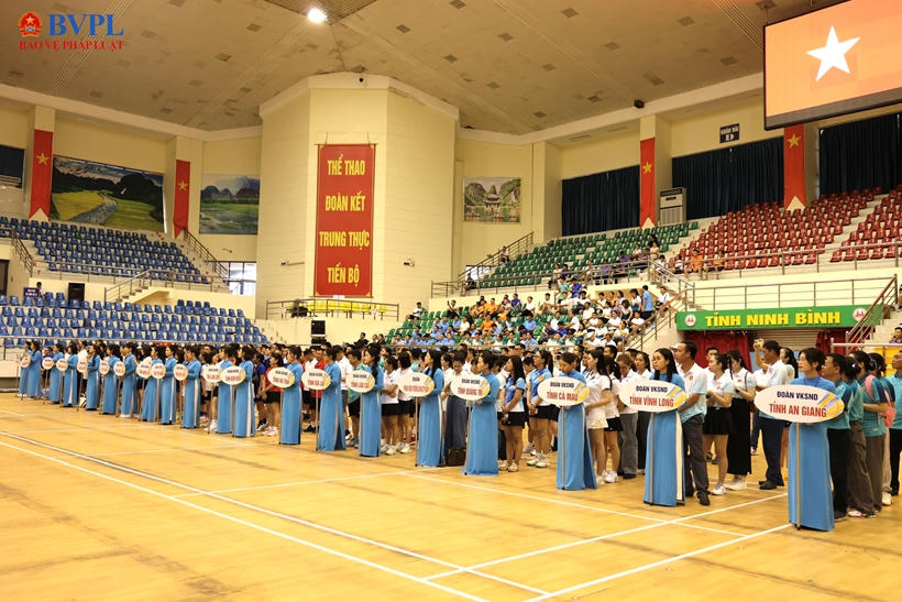 Các đoàn vận động viên tham dự Hội thao.