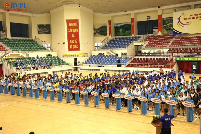  Toàn cảnh Lễ khai mạc Hội thao.