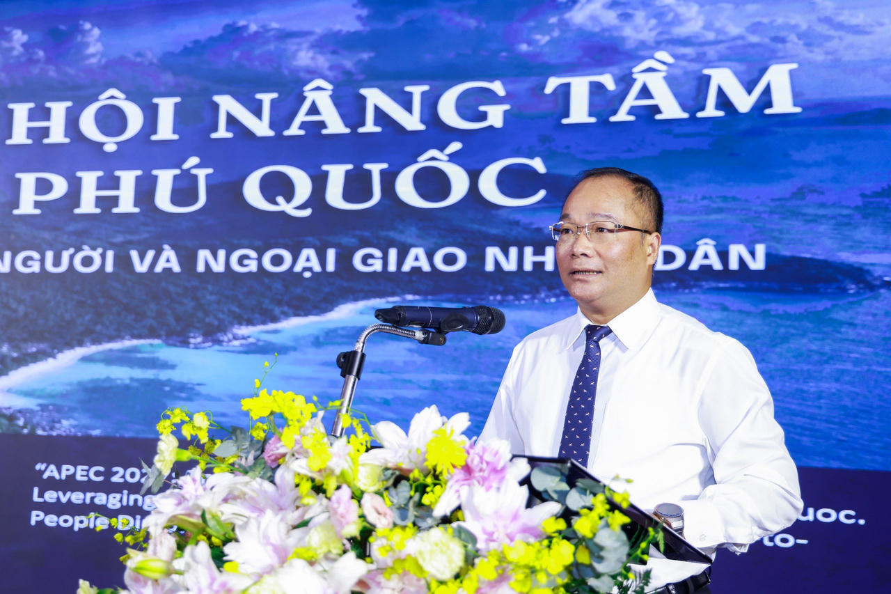 Tiến sĩ &nbsp;Nguyễn Đăng Khang - Phó Tổng Biên tập Báo Đại đoàn kết phát biểu tại hội thảo. Ảnh: Quang Vinh.
