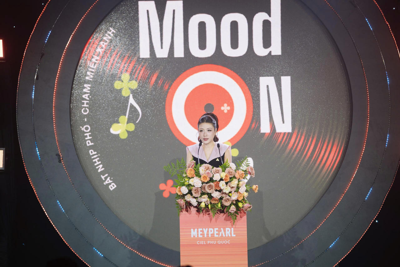 Bà Nguyễn Phương Anh chia sẻ về định hướng phát triển Meypearl Ciel Phú Quốc tại sự kiện (Ảnh: Meygroup)