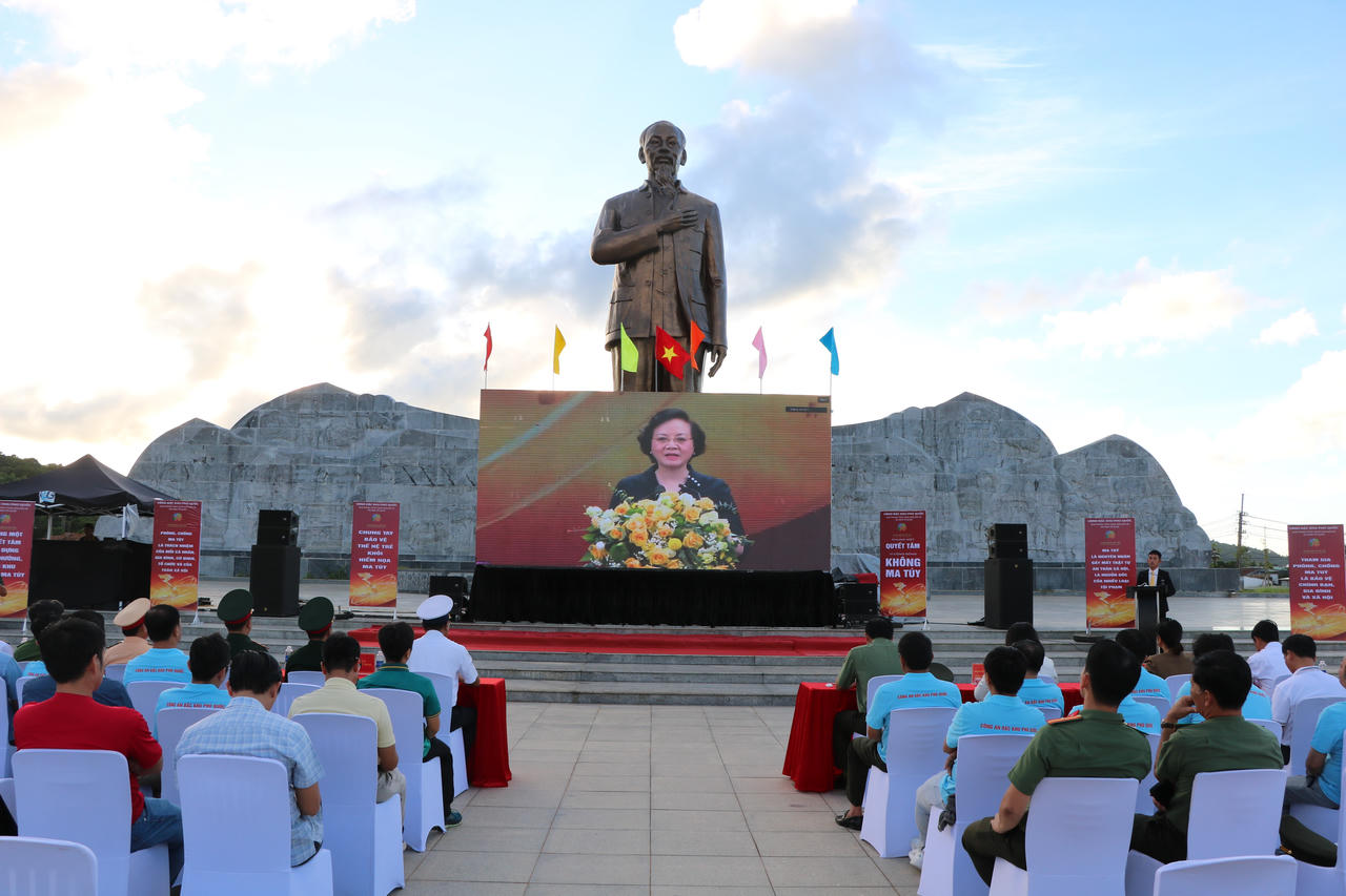 Đặc khu Phú Quốc chạy hưởng ứng Tháng hành động phòng, chống ma tuý