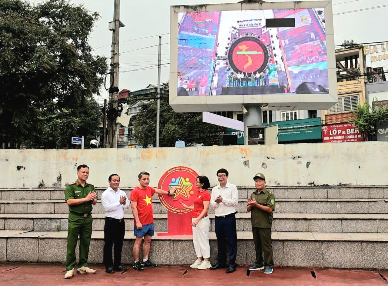 Hơn 53.000 người ở Lào Cai chạy với quyết tâm xây dựng xã, phường không ma túy