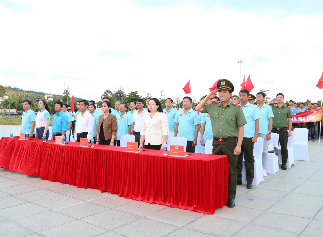 Đặc khu Phú Quốc chạy hưởng ứng Tháng hành động phòng, chống ma tuý