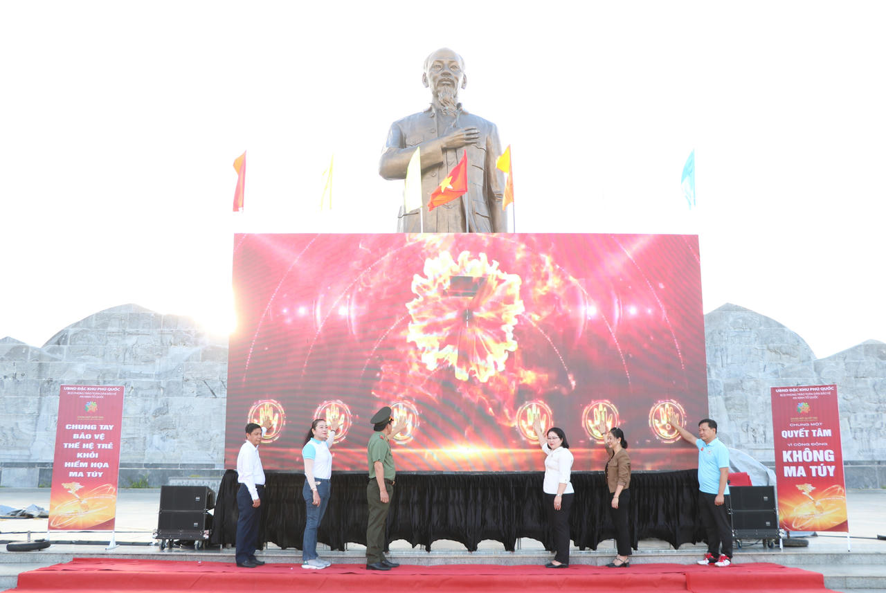Đặc khu Phú Quốc chạy hưởng ứng Tháng hành động phòng, chống ma tuý