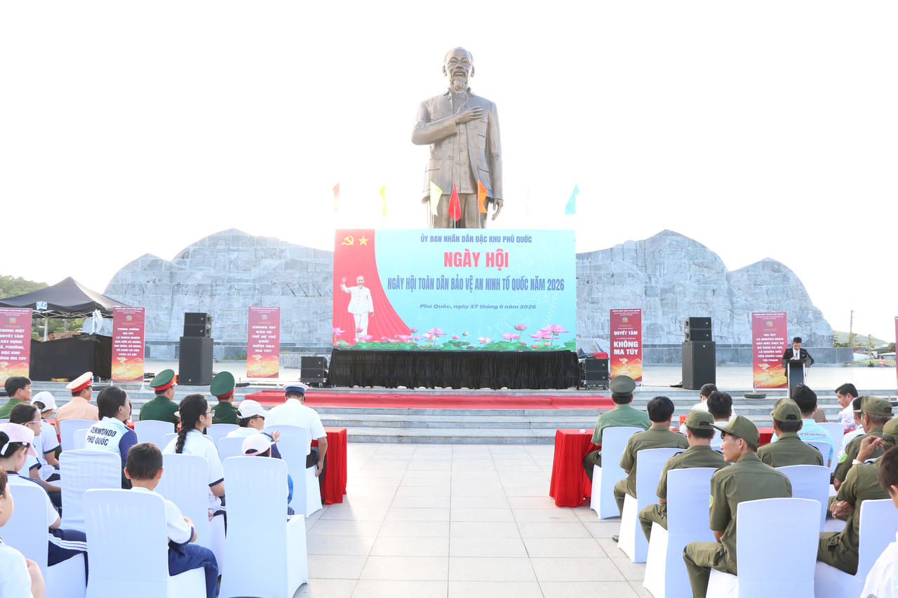 Toàn cảnh ngày hội