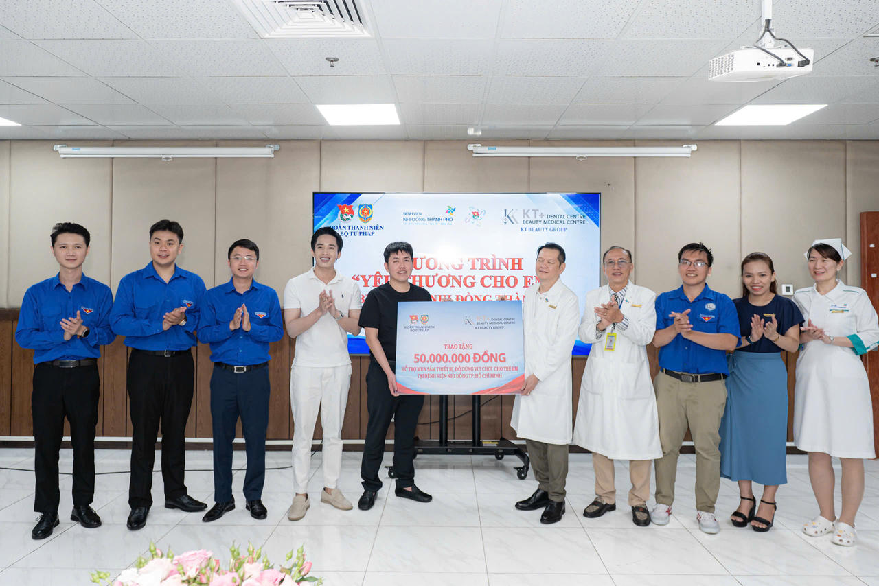 Tuổi trẻ Bộ Tư pháp tổ chức Chương trình thiện nguyện “Yêu thương cho em” tại Thành phố Hồ Chí Minh