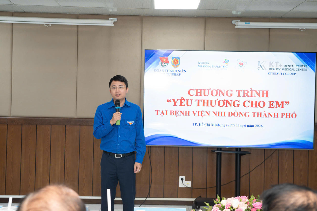 Đại diện Ban Thường vụ Đoàn Thanh niên Chính phủ phát biểu tại Chương trình.