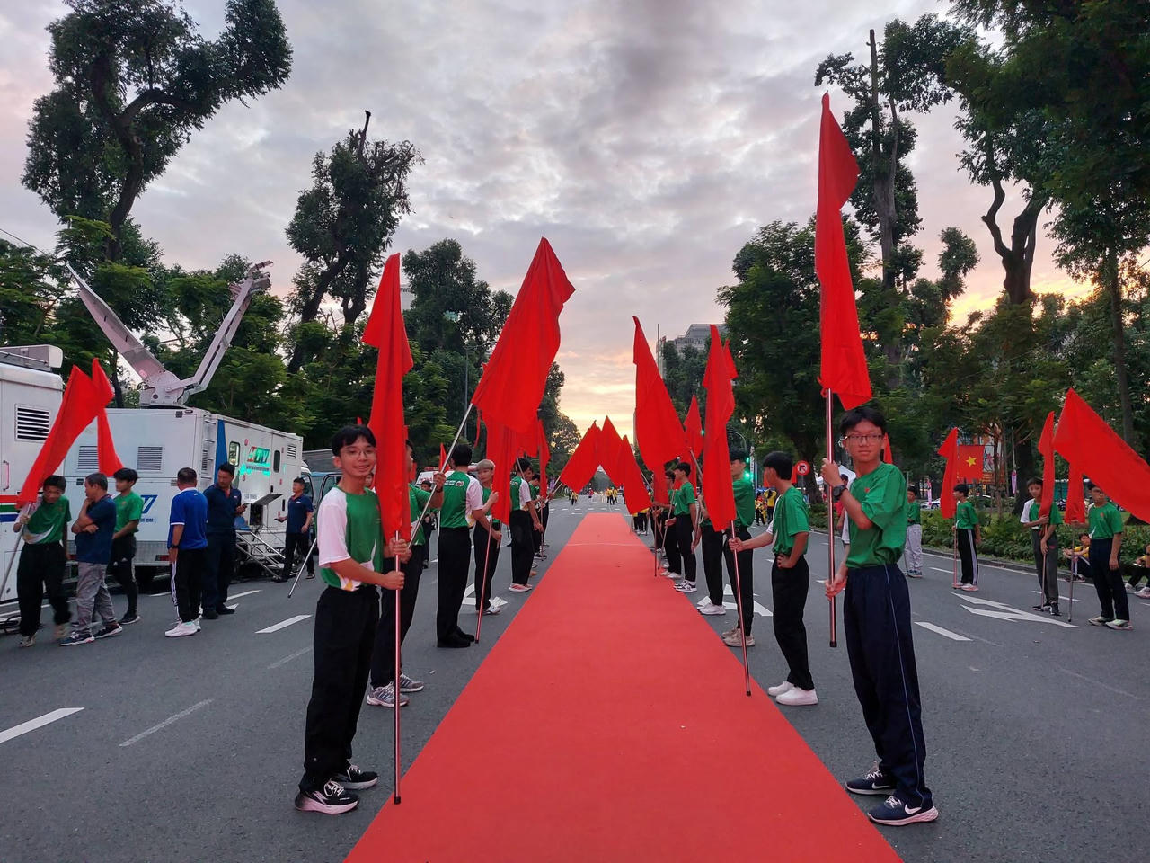 Chương trình đi bộ đồng hành khơi dậy tinh thần rèn luyện sức khỏe, gắn kết tập thể...