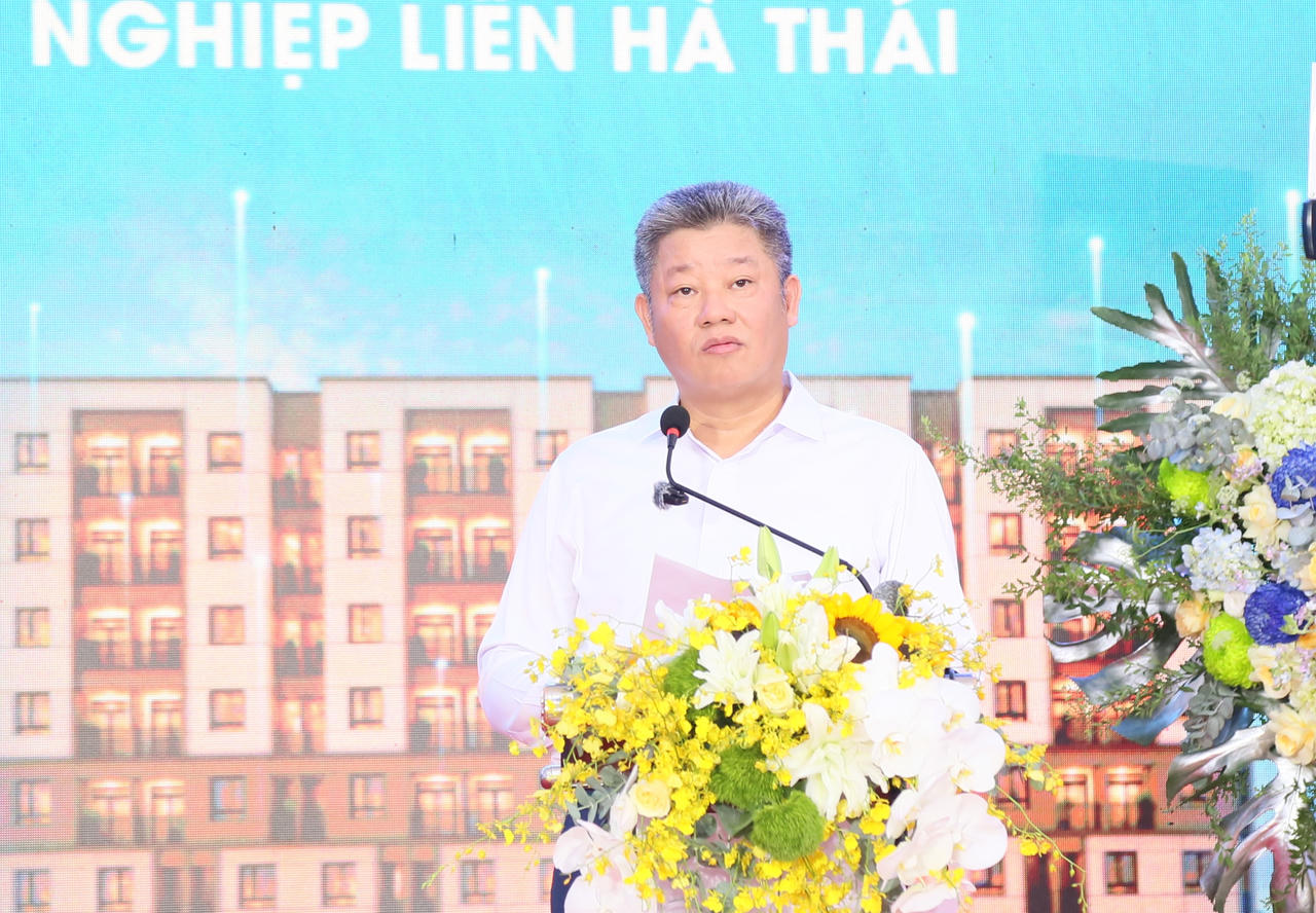 Chủ tịch UBND tỉnh Hưng Yên Nguyễn Mạnh Quyền phát biểu tại buổi lễ.