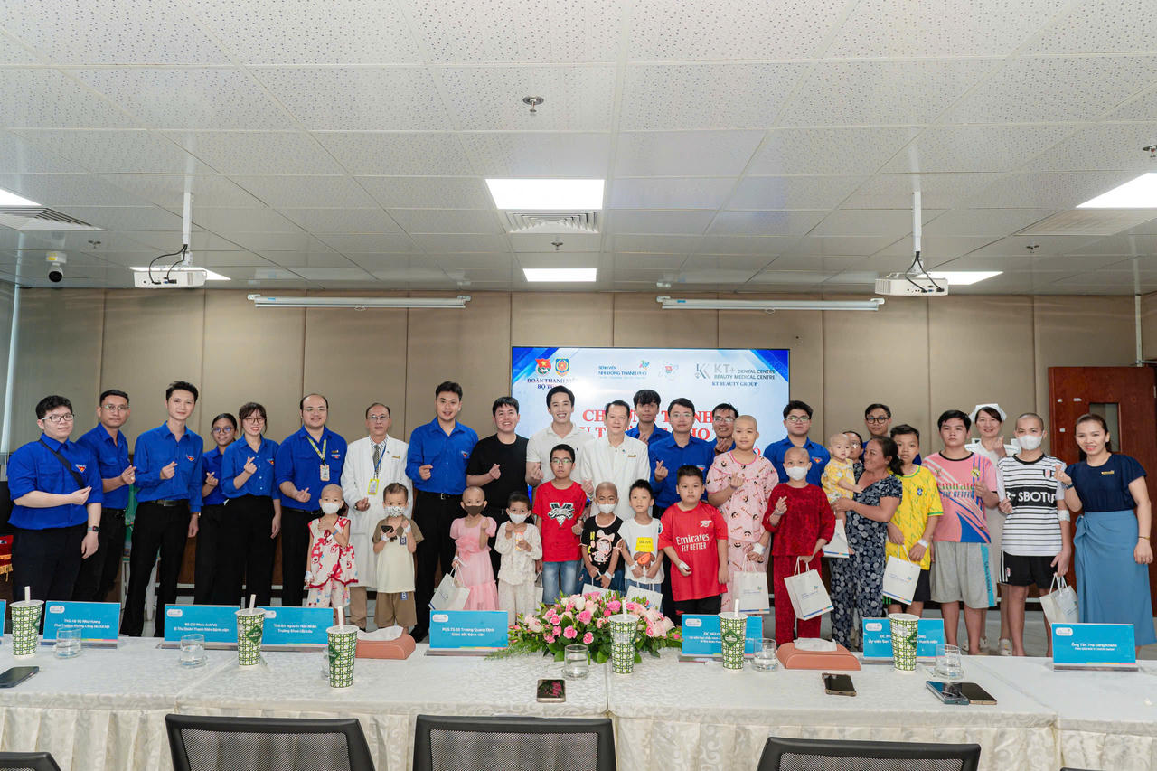 Tuổi trẻ Bộ Tư pháp tổ chức Chương trình thiện nguyện “Yêu thương cho em” tại Thành phố Hồ Chí Minh