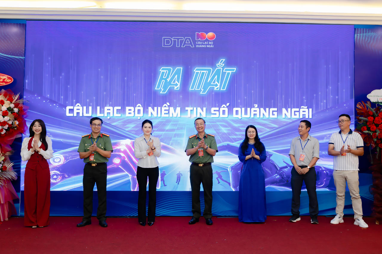 Công an tỉnh đã chính thức ra mắt Câu lạc bộ Niềm tin số Quảng Ngãi