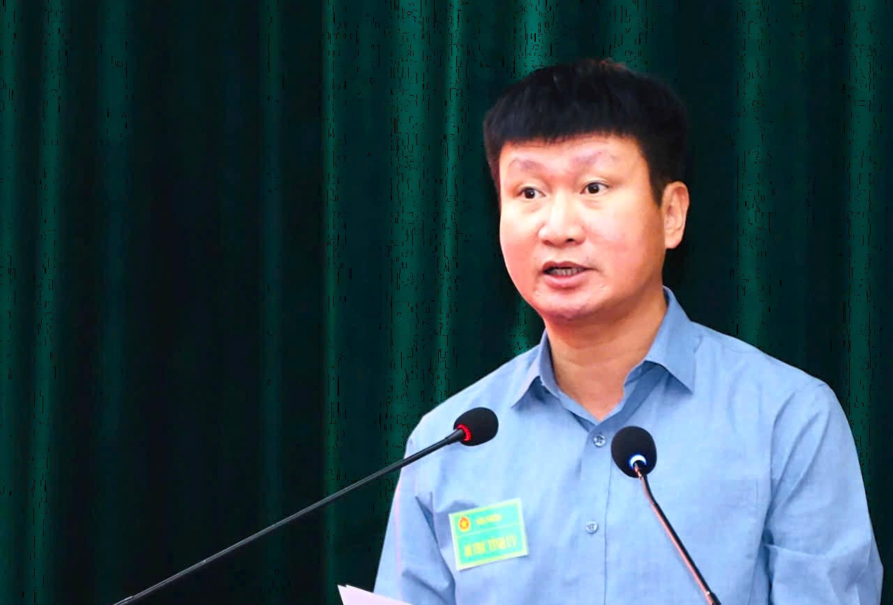 Bí thư Tỉnh ủy Ninh Bình Trần Huy Tuấn phát biểu khai mạc Diễn tập.