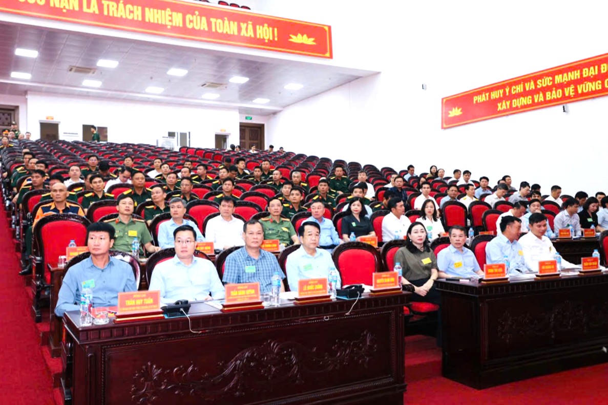 Diễn tập phòng thủ dân sự ứng phó bão mạnh, siêu bão tại tỉnh Ninh Bình 