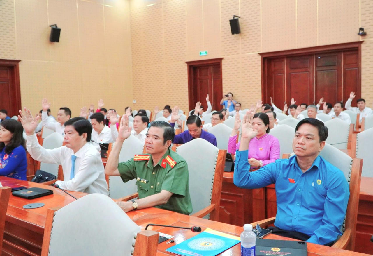 HĐND tỉnh An Giang thông qua 19 nghị quyết quan trọng 