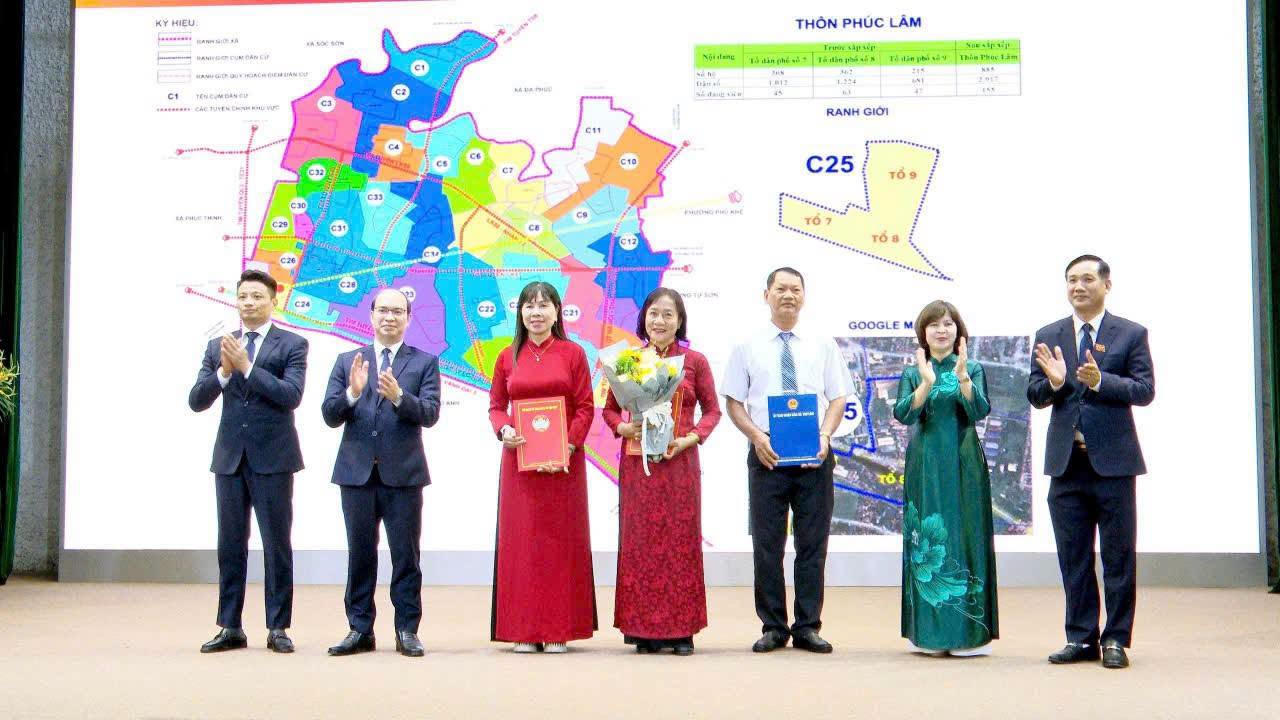 Xã Thư Lâm tổ chức Lễ công bố Nghị quyết, Quyết định thành lập thôn 