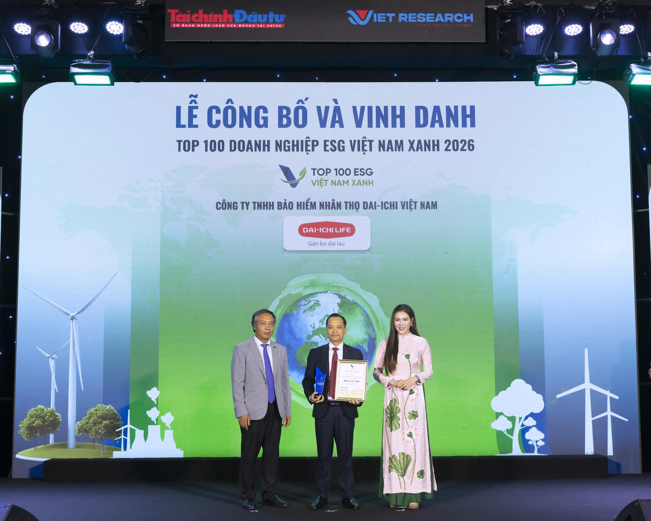 Dai-ichi Life Việt Nam được vinh danh với 4 giải thưởng uy tín tại Diễn đàn Doanh nghiệp Việt Nam 2026
