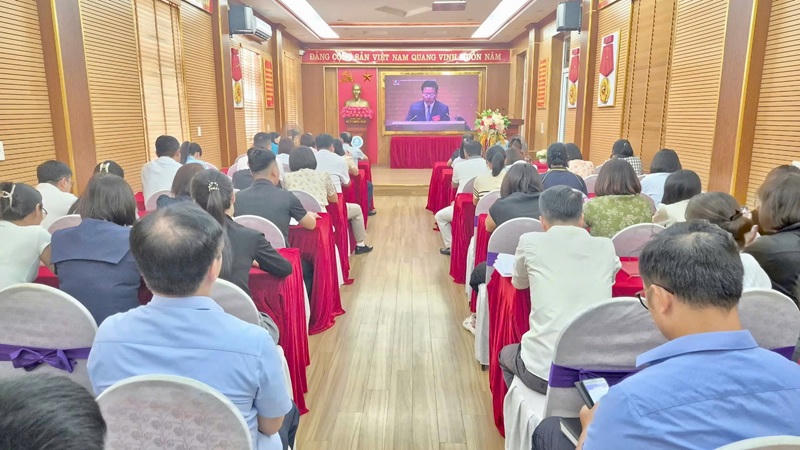Đảng bộ Bệnh viện Tâm thần tỉnh Phú Thọ tham dự trực tuyến Hội nghị toàn quốc quán triệt và triển khai Nghị quyết số 10-NQ/TW ngày 8/6/2026 của Bộ Chính trị (Ảnh: BV tâm thần tỉnh Phú Thọ).