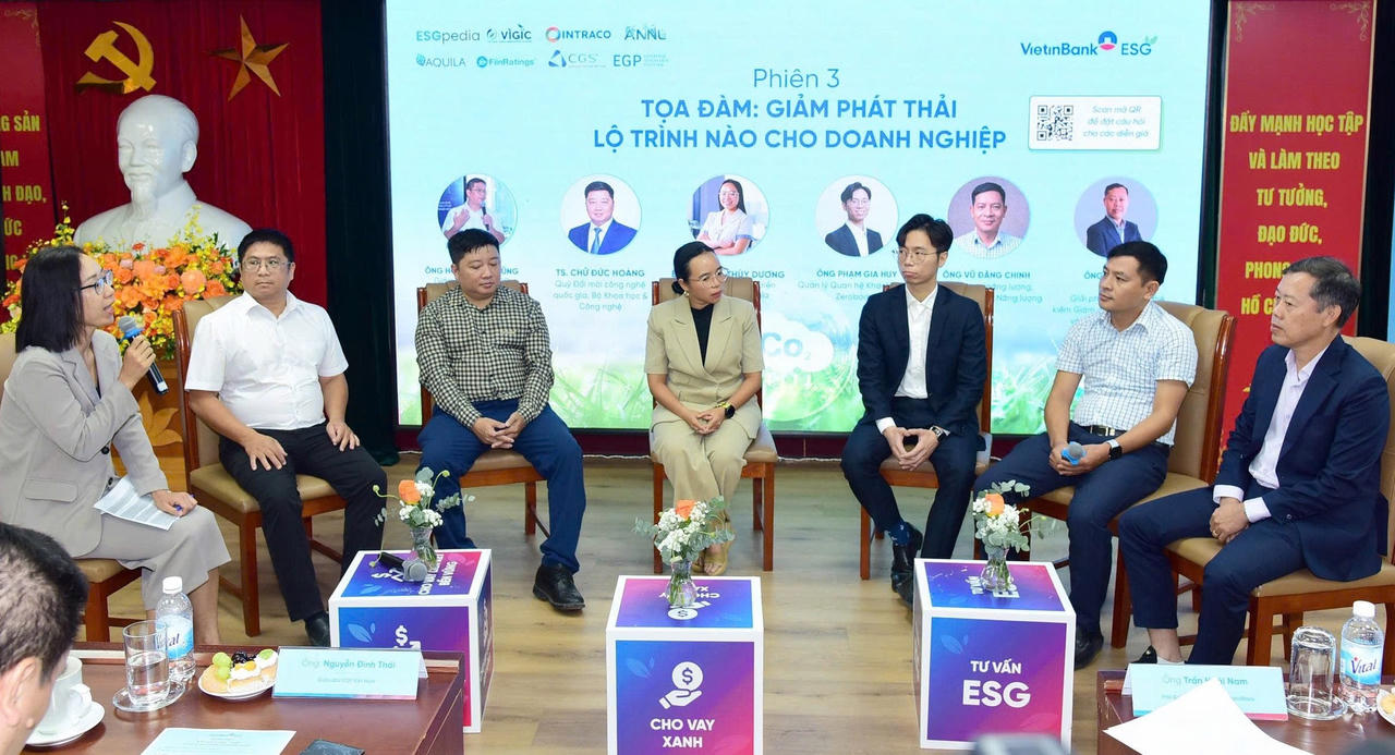 Các chuyên gia tại workshop đã thảo luận các vấn đề xoay quanh cơ hội và thách thức khi doanh nghiệp xây dựng dữ liệu phát thải.