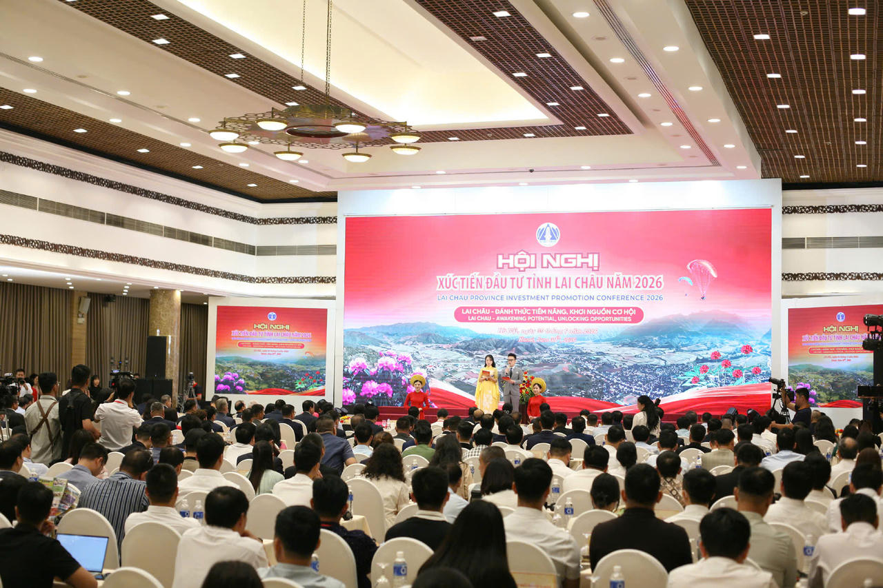 Toàn cảnh Hội nghị.