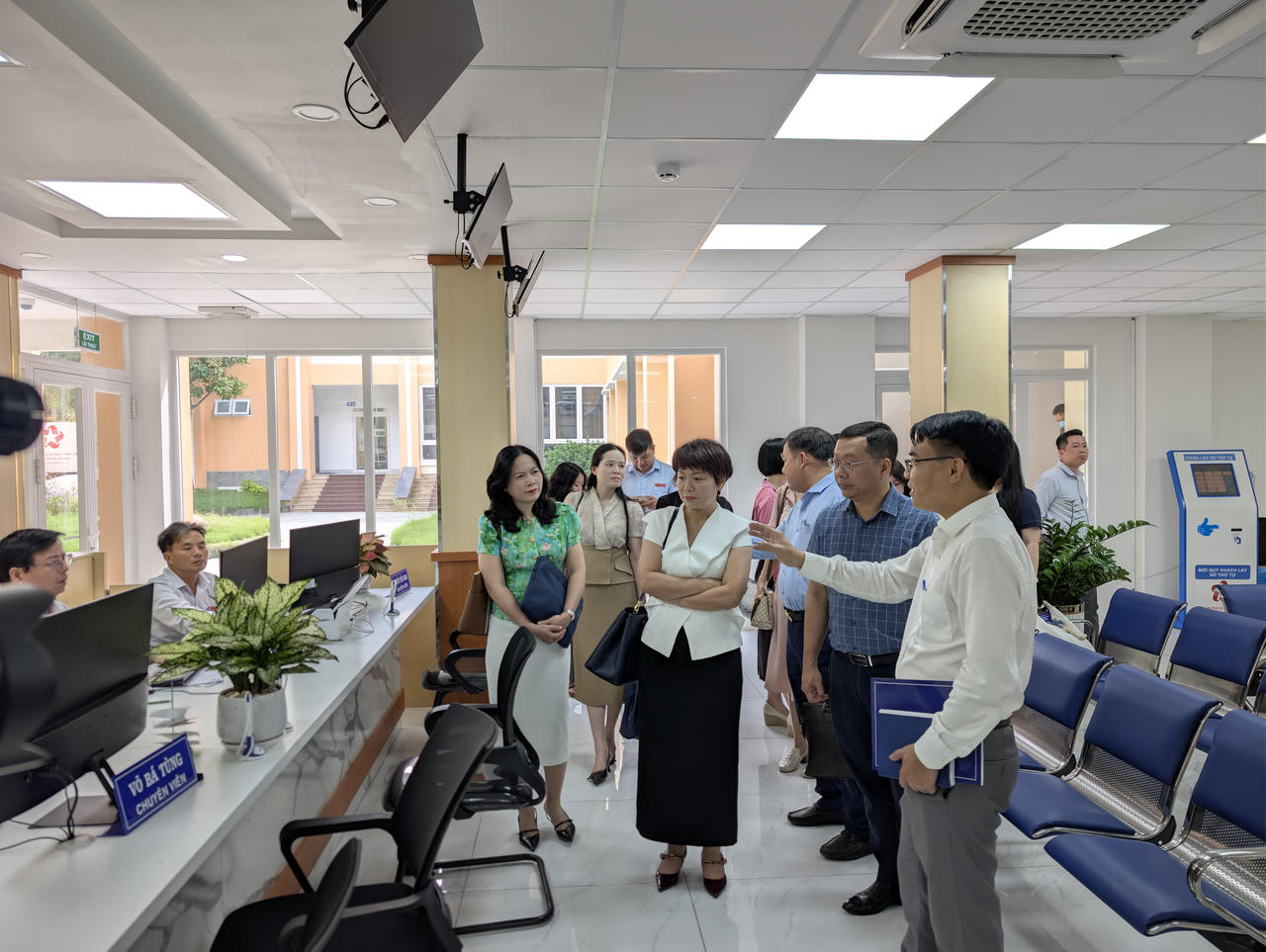 Đoàn công tác của Bộ Tư pháp kiểm tra, khảo sát tại Trung tâm Phục vụ hành chính công TP Hồ Chí Minh
