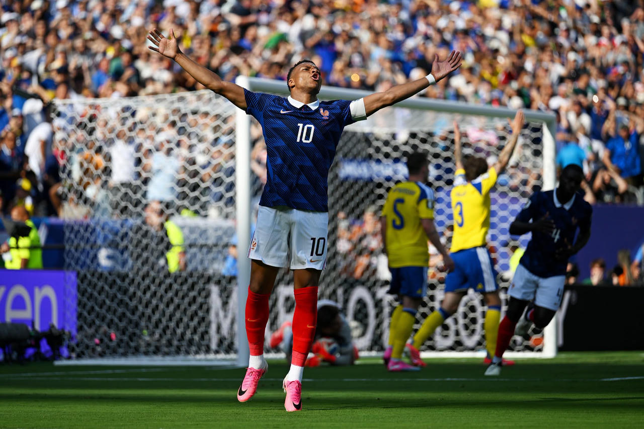 Kylian Mbappe  của Pháp ăn mừng sau khi ghi bàn thắng cho đội tuyển trong trận đấu vòng 32 World Cup 2026 giữa Pháp và Thụy Điển tại sân vận động New York New Jersey  (Ảnh FIFA)