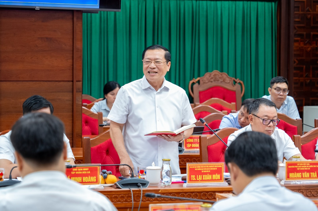 Ông Lại Xuân Môn - Phó Trưởng ban Ban Tuyên giáo và Dân vận Trung ương chia sẻ kinh nghiệm triển khai tuyến cao tốc Đồng Đăng - Trà Lĩnh