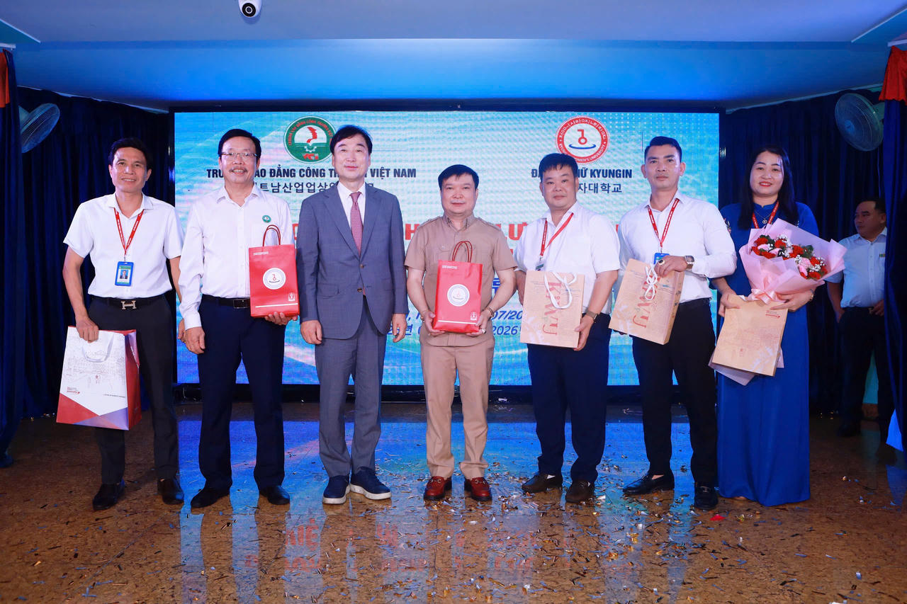 “Giao lưu văn hóa Việt Nam - Hàn Quốc năm 2026” giữa Trường Cao đẳng Công thương Việt Nam và Trường Đại học Nữ Kyung-In (Hàn Quốc)