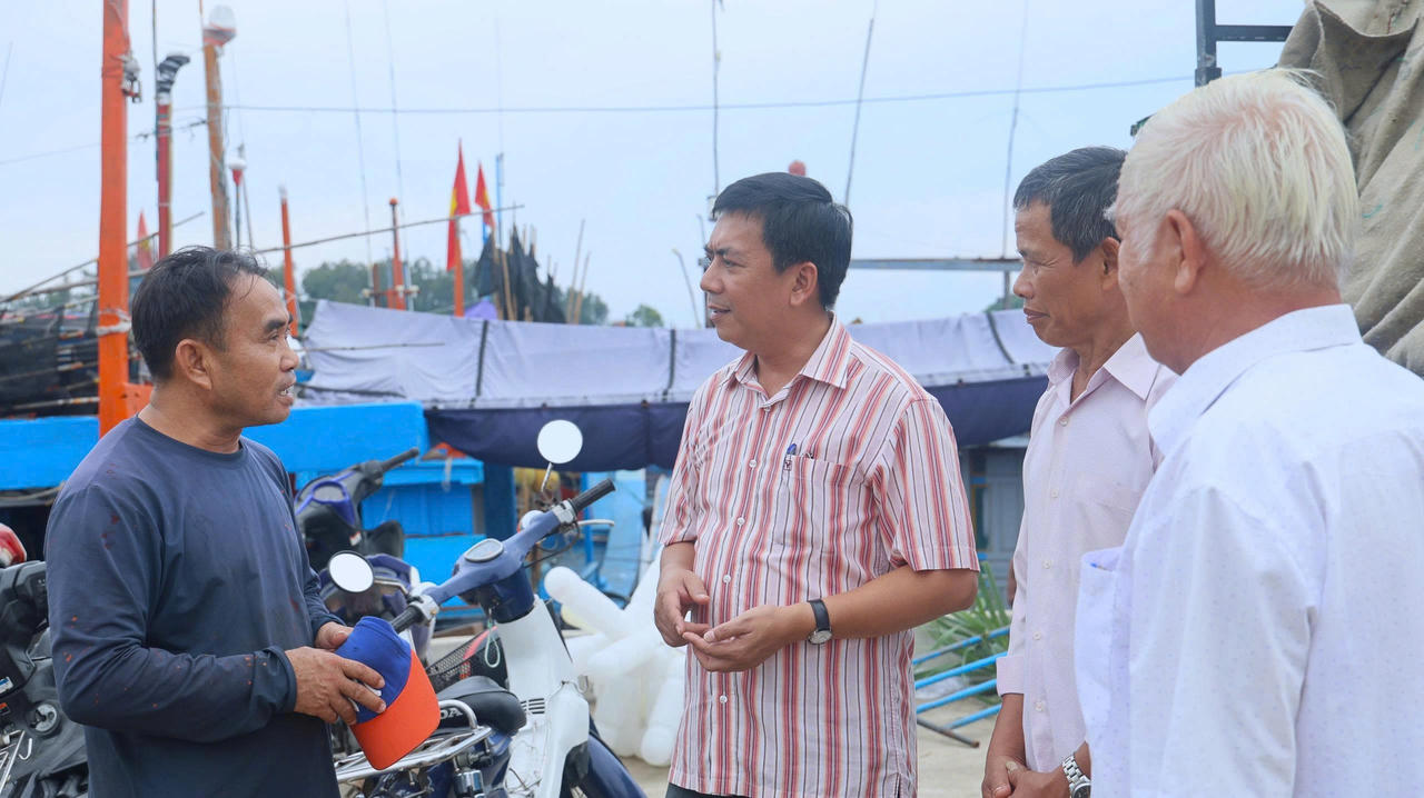 Quảng Ngãi một năm vận hành chính quyền 2 cấp: Bộ máy tinh gọn, thủ tục nhanh hơn