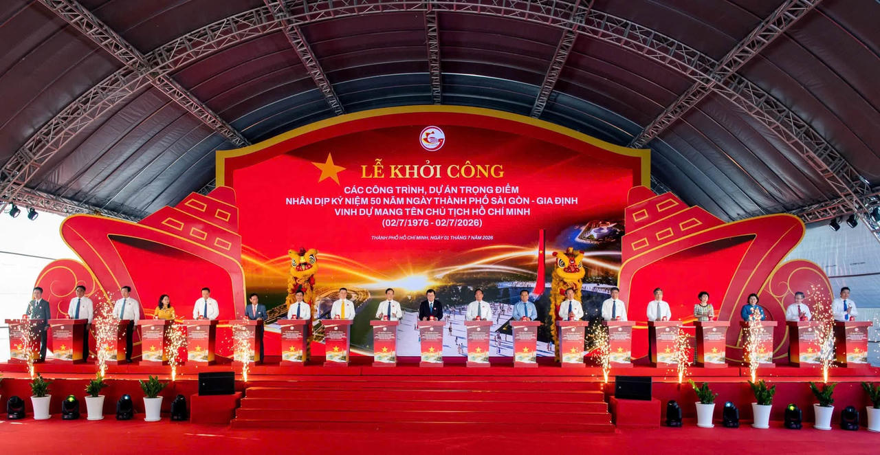 8 dự án, công trình trọng điểm hơn 253.000 tỉ đồng được đồng loạt khởi công, đưa siêu đô thị TP Hồ Chí Minh phát triển nhanh, bền vững