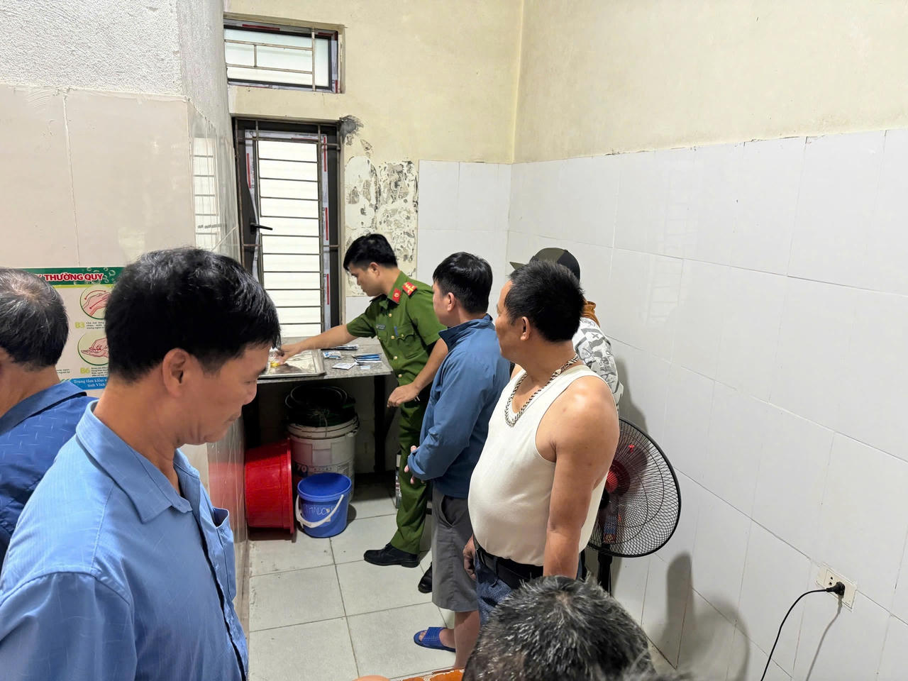 Xét nghiệm chất ma túy với người đang điều trị Methadone tại một cơ sở điều trị và cấp phát thuốc tại Phú Thọ.