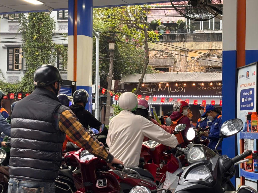 Kéo dài thời hạn áp dụng ưu đãi thuế với mặt hàng xăng, dầu đến 30/9