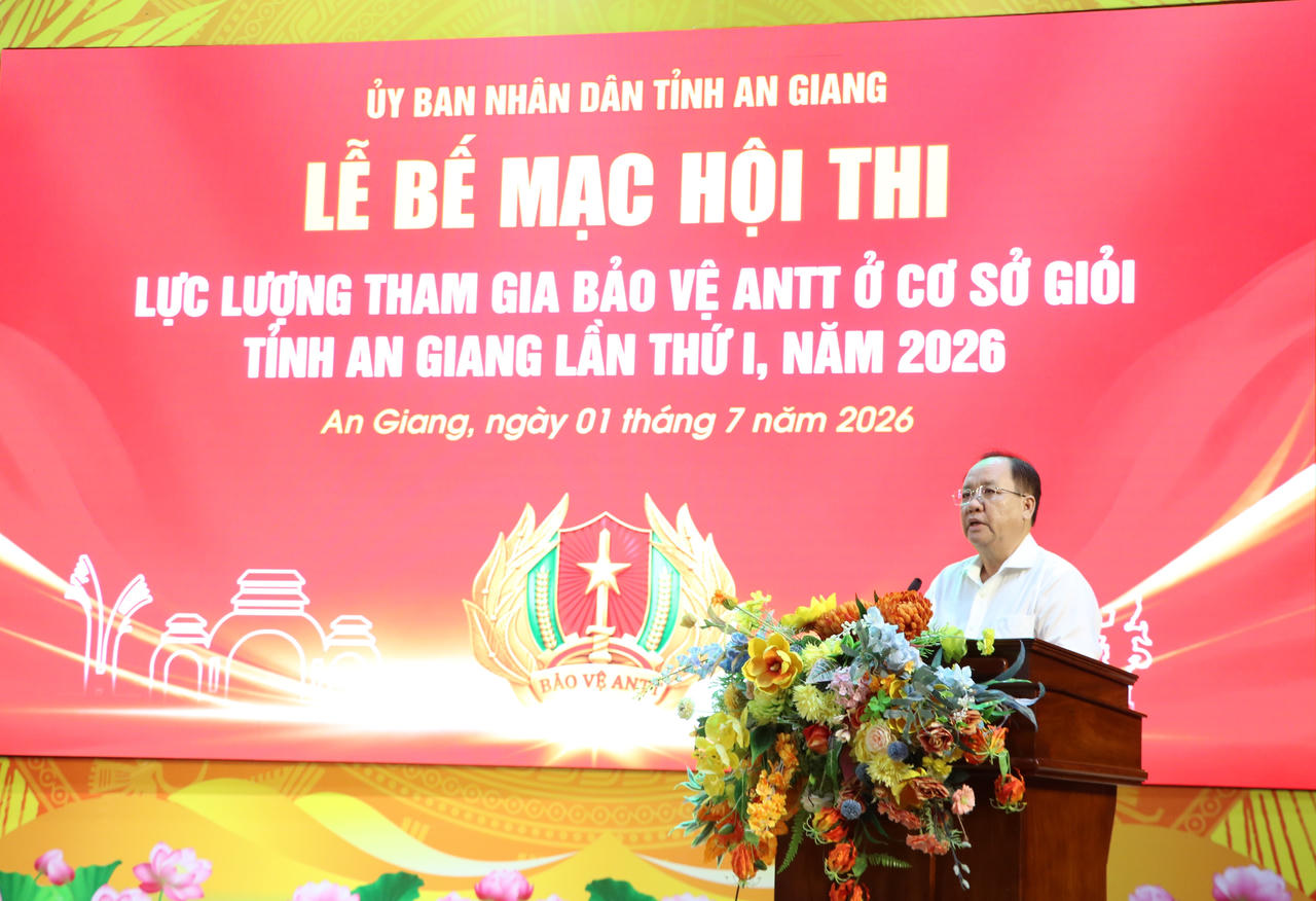 Ông Nguyễn Thanh Phong, Ủy viên Ban Thường vụ Tỉnh ủy, Phó Chủ tịch Thường trực UBND tỉnh An Giang phát biểu chỉ đạo 