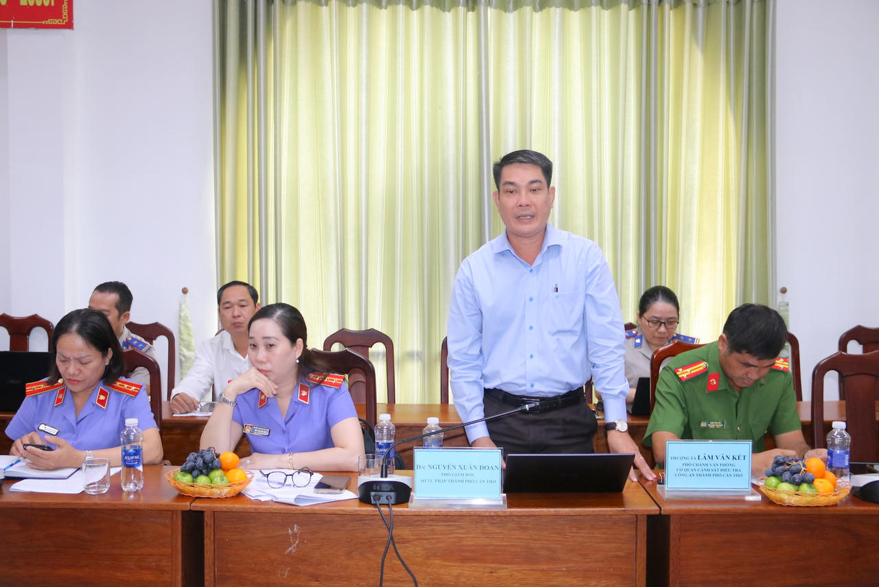 Ông Nguyễn Xuân Đoan - Phó Giám đốc Sở Tư pháp TP Cần Thơ phát biểu
