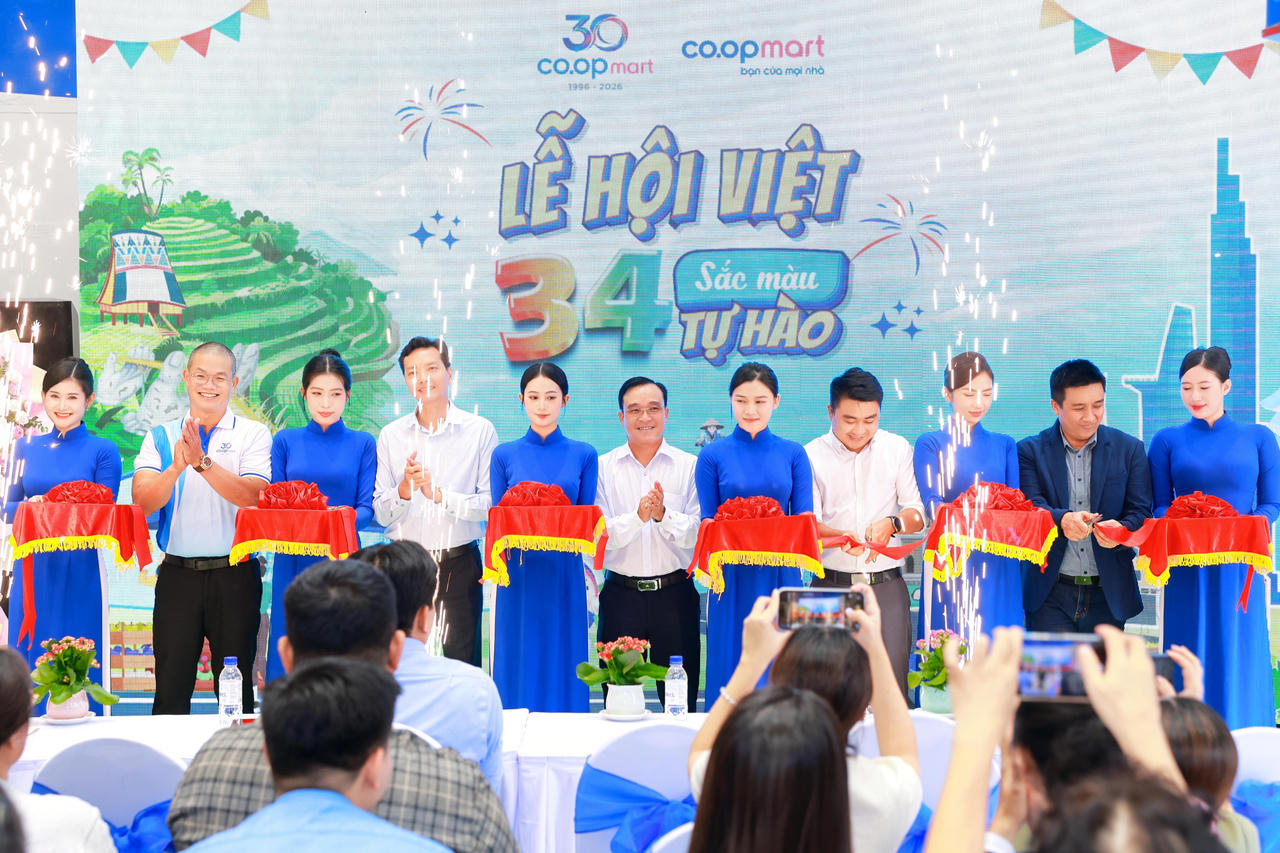 Saigon Co.op mở 'Lễ hội Việt - 34 sắc màu tự hào'