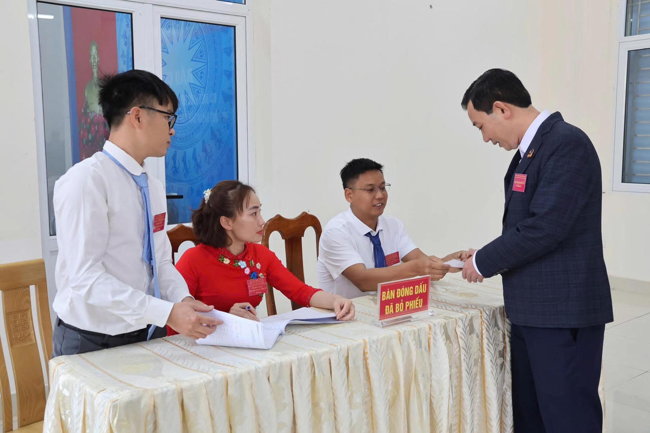 Bạch Long Vĩ tạo đà tăng trưởng từ kinh tế biển, vượt dự toán thu ngân sách sau 6 tháng