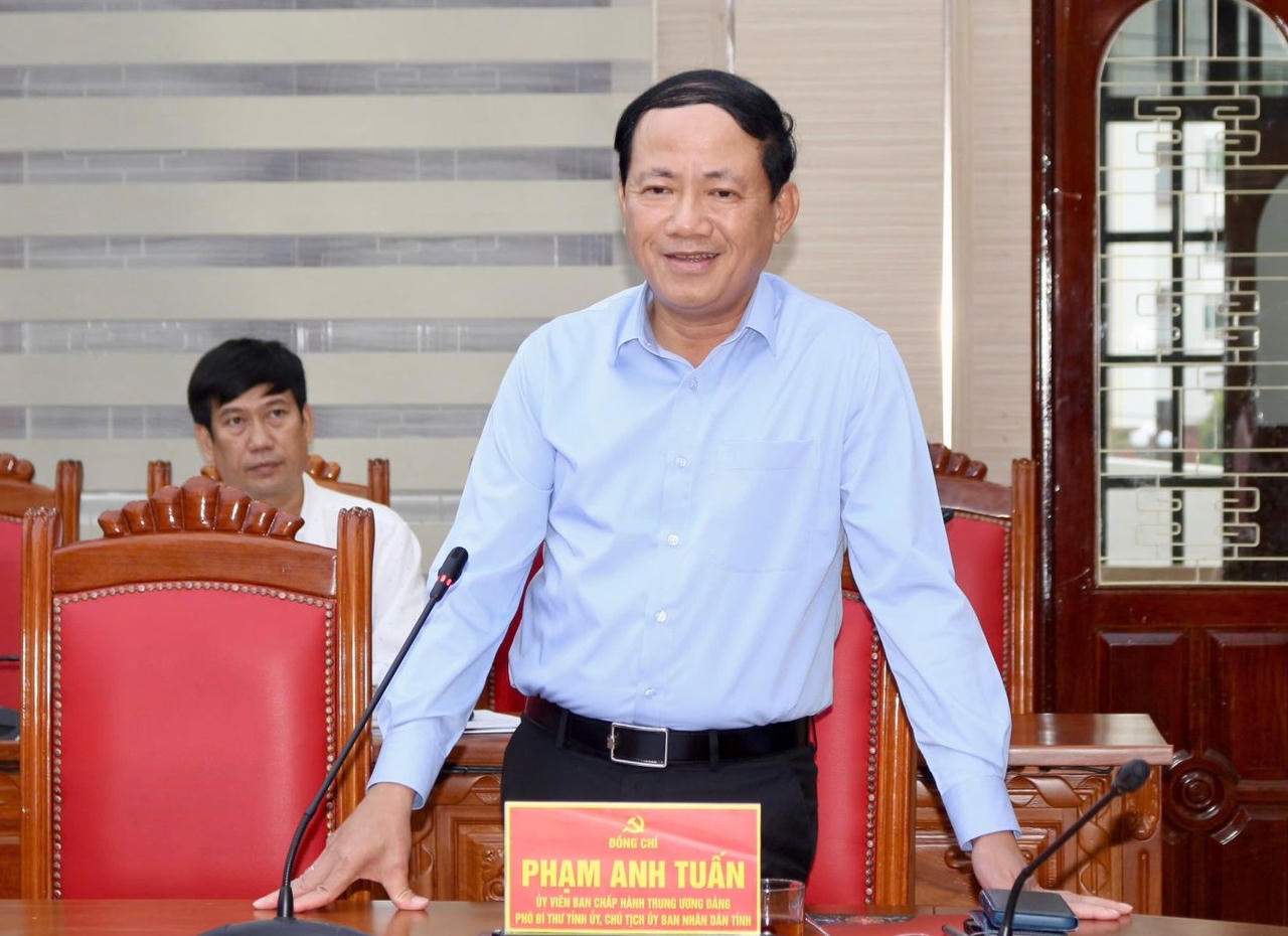 Ông Phạm Anh Tuấn - Chủ tịch UBND tỉnh Gia Lai phát biểu tại buổi làm việc. (Ảnh: Ngọc Minh)