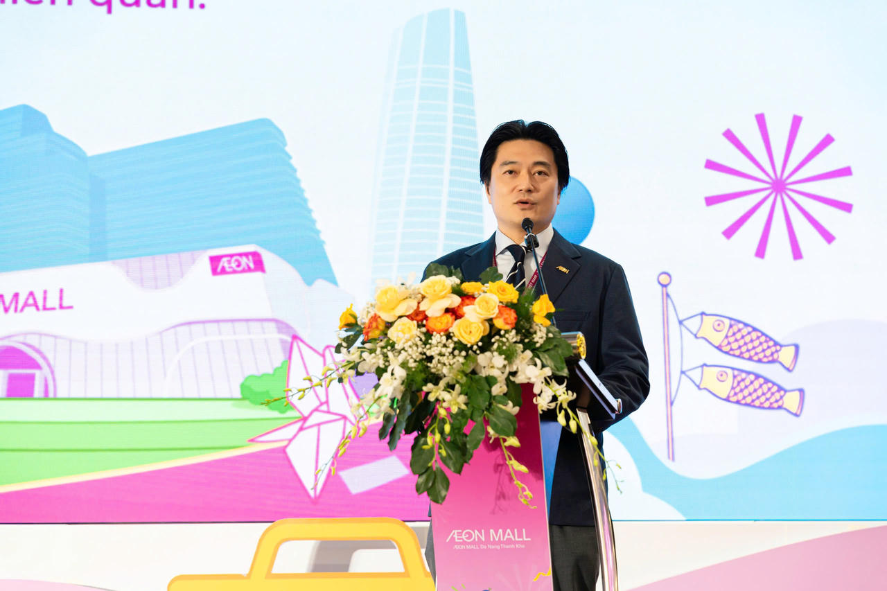 Ông Tezuka Daisuke- Thành viên Ban Điều hành Tập đoàn, Trưởng Đại diện Tập đoàn AEON tại Việt Nam kiêm Tổng Giám đốc AEON Việt Nam phát biểu tại sự kiện