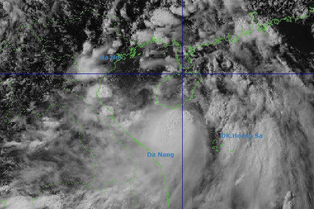 Bão MAYSAK còn khả năng đổi hướng di chuyển, đề phòng hiện tượng thời tiết nguy hiểm 