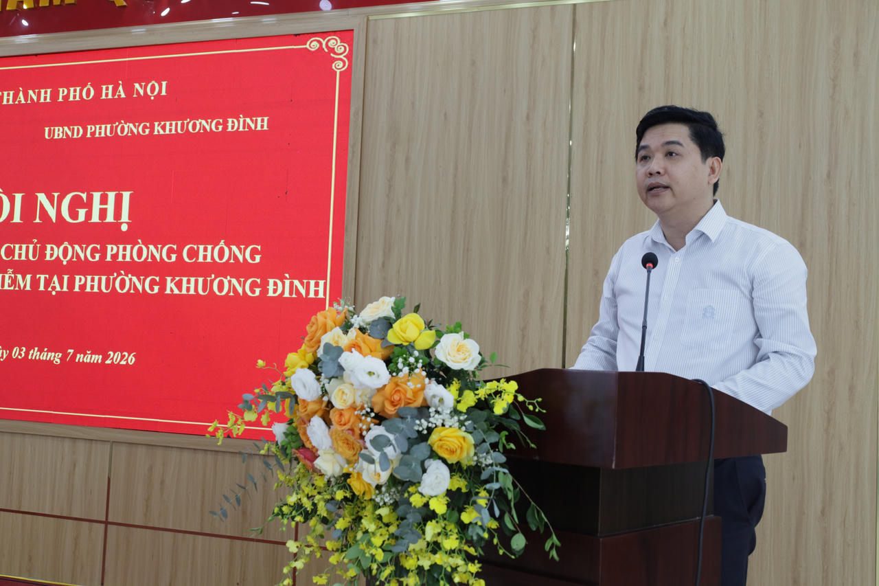 Phó Cục trưởng&nbsp;Cục Phòng bệnh Võ Hải Sơn nhấn mạnh, phòng bệnh không thể làm theo mùa, theo chiến dịch ngắn hạn mà phải là nhiệm vụ thường xuyên, liên tục trong quản lý địa bàn.