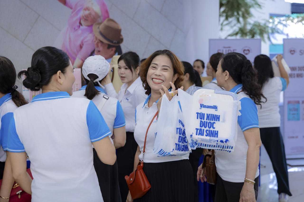 Vinamilk mang đến giải pháp dinh dưỡng cân bằng, cho tuổi hoàng kim thêm rực rỡ (Ảnh: VN).