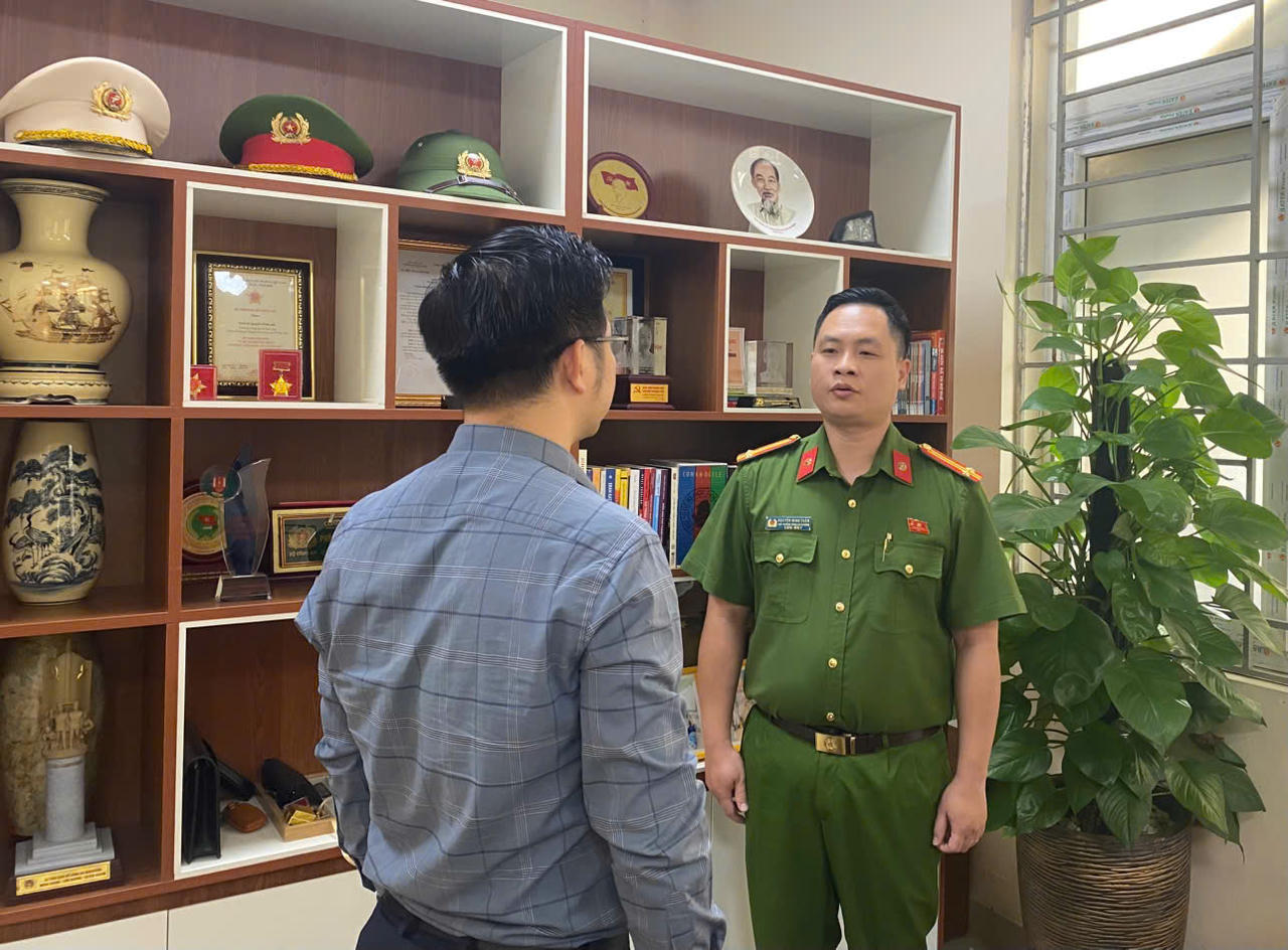 Trung tá Nguyễn Minh Tuấn - Phó Trưởng Công an phường Tây Mỗ (TP Hà Nội) nói về phẩm chất, đạo đức của người cán bộ Công an cơ sở khi giải quyết công việc.