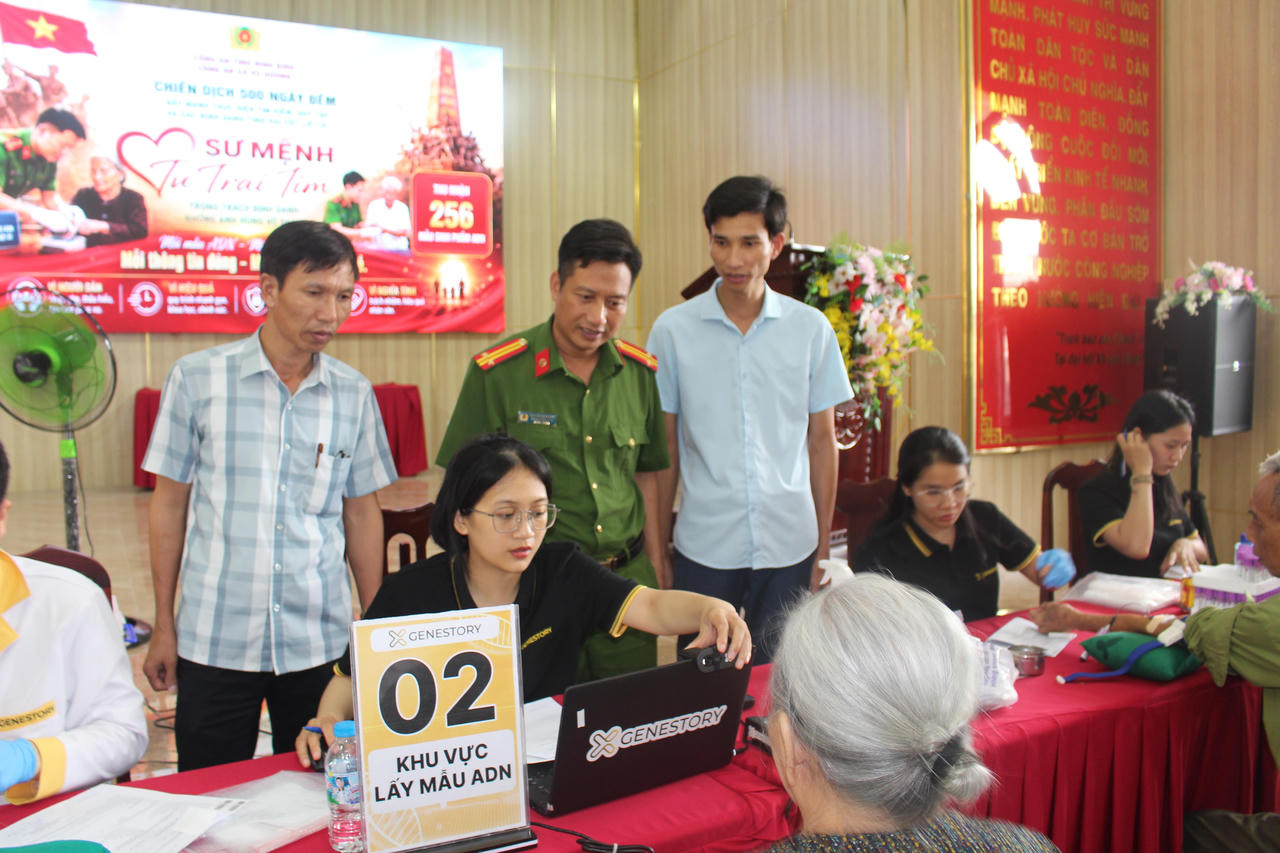 Xã Vũ Dương (Ninh Bình) đẩy mạnh chương trình thu nhận mẫu ADN các thân nhân liệt sỹ