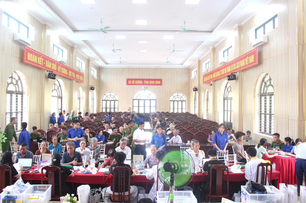 Xã Vũ Dương (Ninh Bình) đẩy mạnh chương trình thu nhận mẫu ADN các thân nhân liệt sỹ