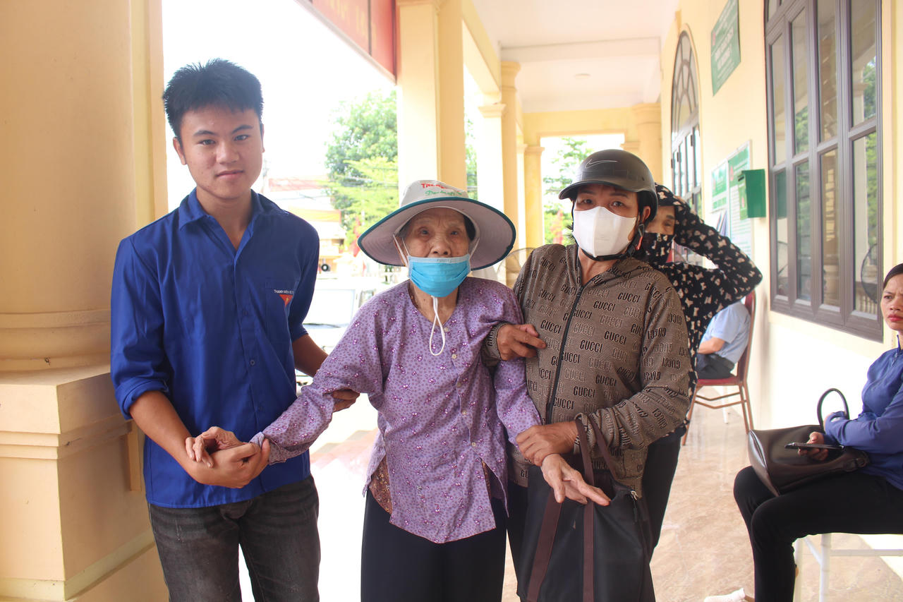 Xã Vũ Dương (Ninh Bình) đẩy mạnh chương trình thu nhận mẫu ADN các thân nhân liệt sỹ