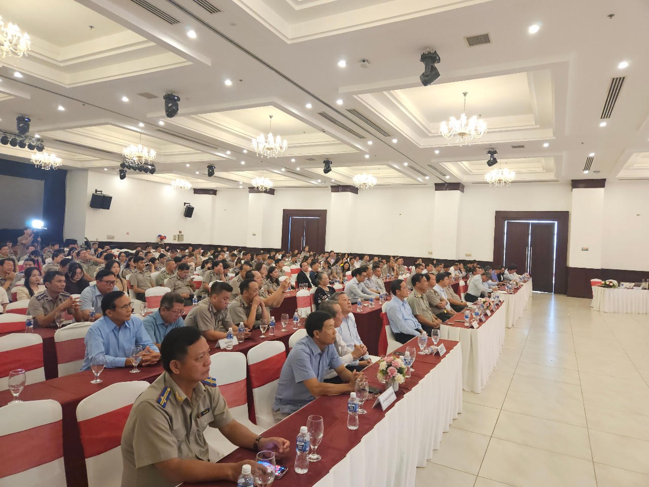 Toàn cảnh Lễ Kỷ niệm.