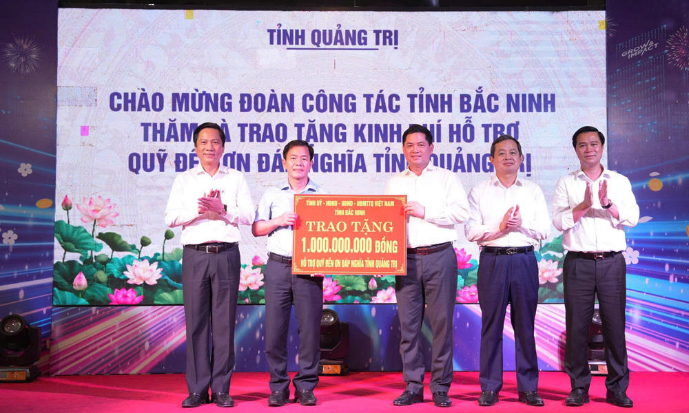 Bắc Ninh ủng hộ 1 tỷ đồng cho Quỹ Đền ơn đáp nghĩa tỉnh Quảng Trị