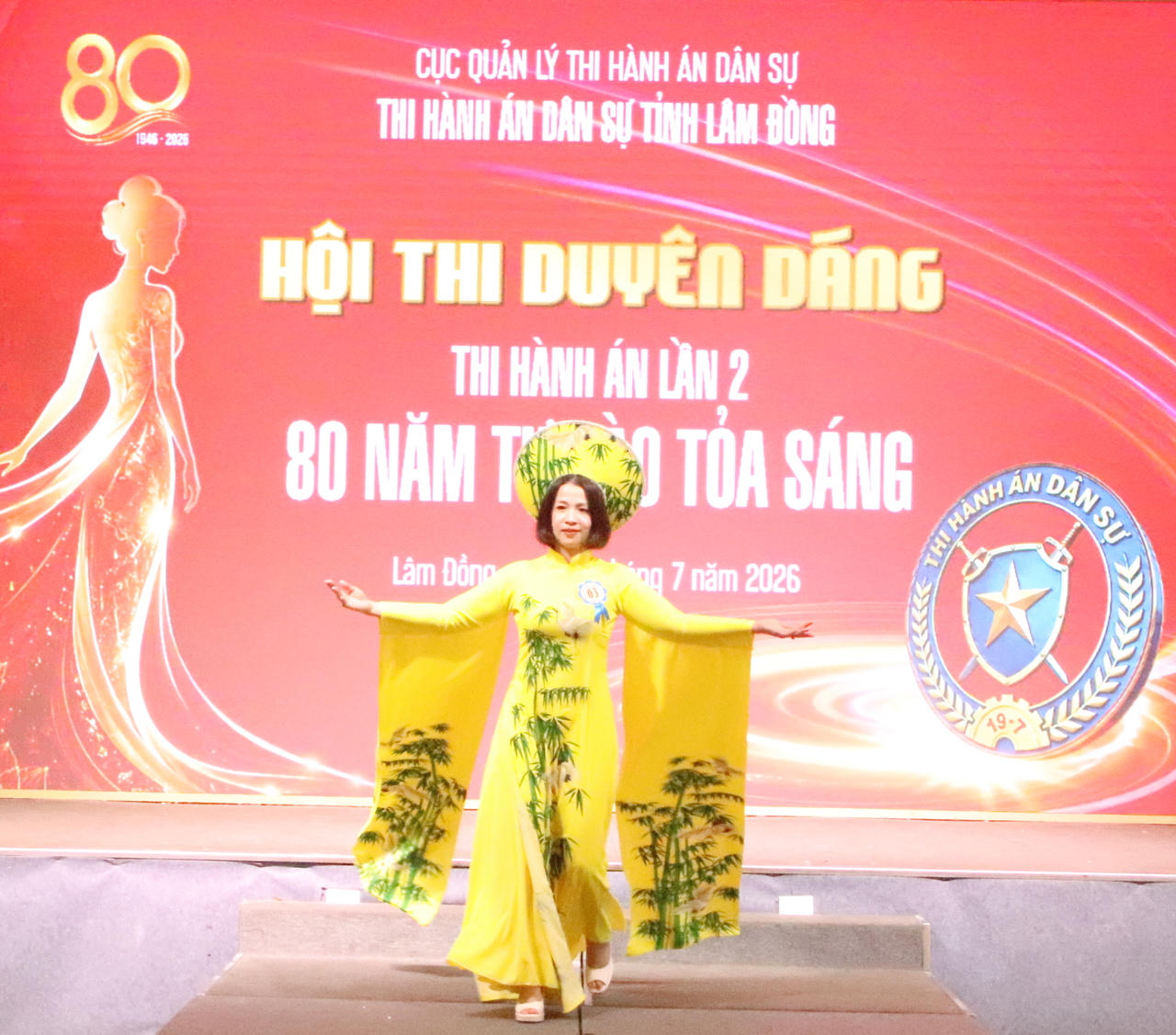 Nữ cán bộ Thi hành án dân sự Lâm Đồng duyên dáng, trí tuệ, bản lĩnh