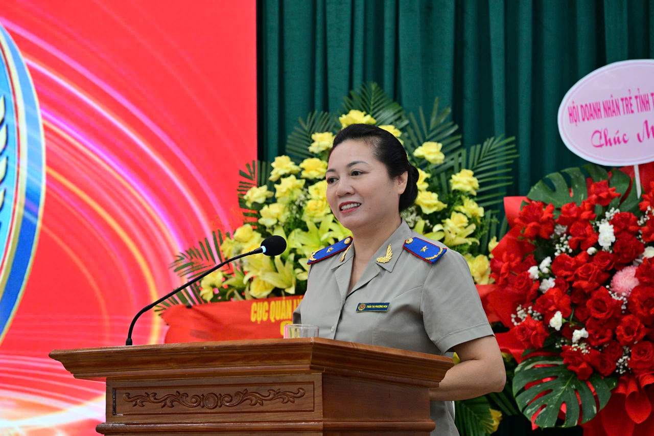 Bà Trần Thị Phương Hoa, Phó Cục trưởng Cục THADS phát biểu tại buổi lễ. (Ảnh: Quang Hoà)